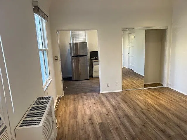 1 bed, $1,895 — Photo 2