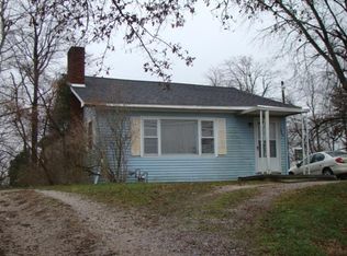 505 S Walnut St, Dale, IN 47523
