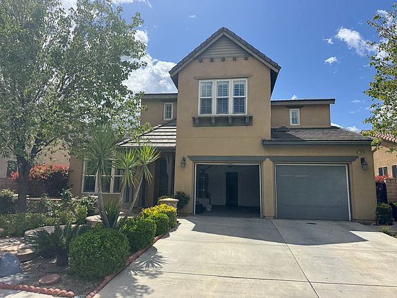 3rd image of 23639 Westpark St