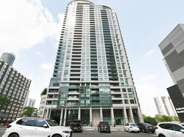 208 Enfield Pl #2005, Mississauga, ON L5B 0G8