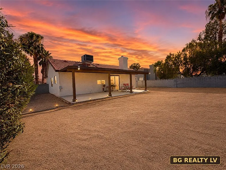 6600 Light Breeze Dr — Photo 21