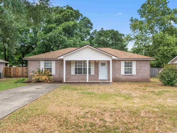 4525 Arcadia St, Milton, FL 32583