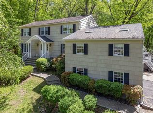 71 Brett Ln, Bedford, NY 10506