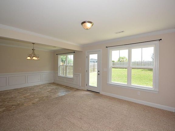 3rd image of 1088 McCoys Creek Rd