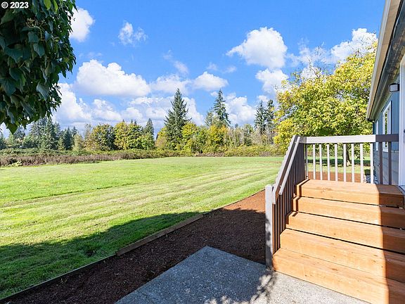 3rd image of 10918 NE Highway 99 Unit 41