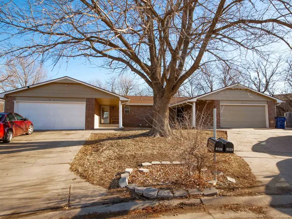 8726-8728 E Lakeland Cir, Wichita, KS 67207