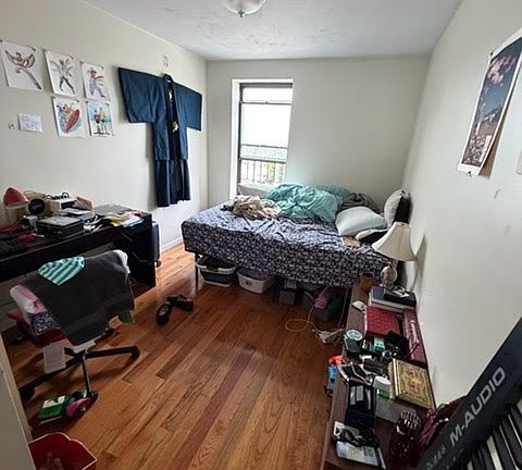 2nd image of 2036 Mass Ave #4