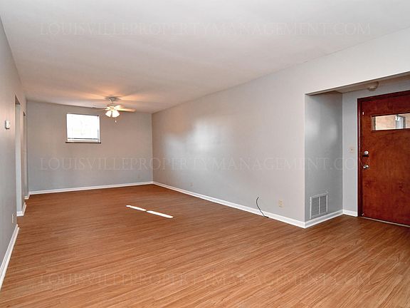 4th image of 320 Idlewylde Dr APT 1