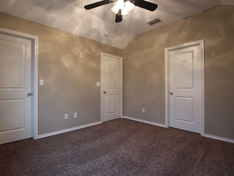 Brad Circle 1210 — Photo 11