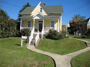 513 10th St, Irwin, PA 15642