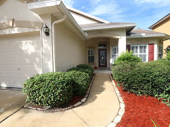 3rd image of 2924 Thorncrest Dr