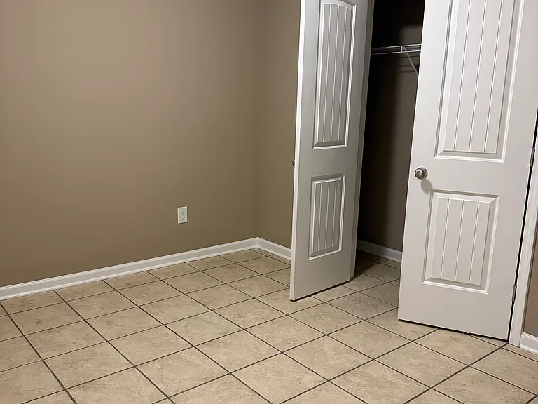 112 Looney St N #3 — Photo 6