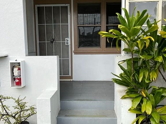 2nd image of 2452 Kapiolani Blvd APT 3