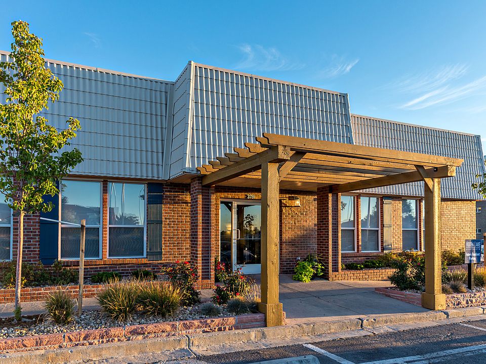 Leasing Office
