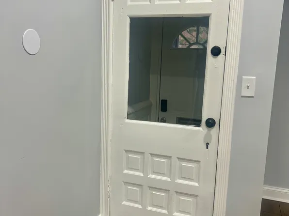 2431 McElderry St, Baltimore, MD 21205