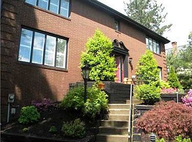 3rd image of 172 Woodshire Dr