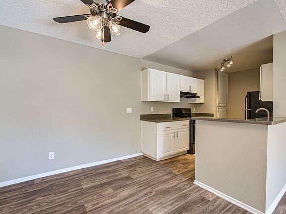 Canyon Ridge Kitchen in Unit