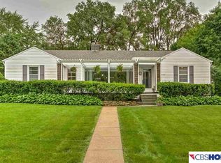 9201 Poppleton Ave, Omaha, NE 68124