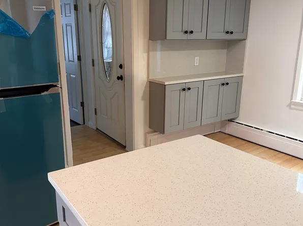 83 Centre Avenue image 7 of 9