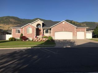 1038 N 425 W, Centerville, UT 84014