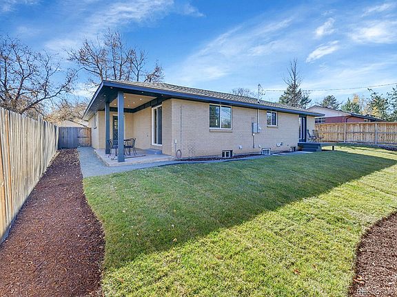 3rd image of 3383 E Costilla Avenue