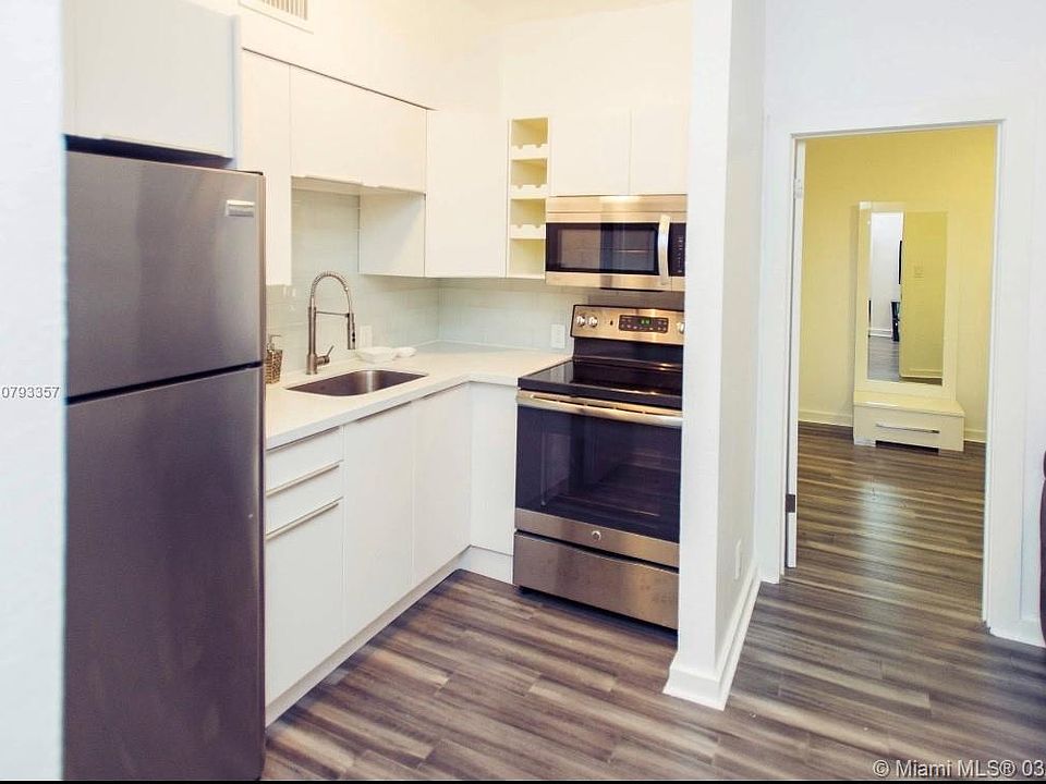 1st image of 1320 Drexel Ave APT 106