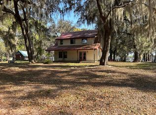 3902 Lake Harbor Pl, Chipley, FL 32428