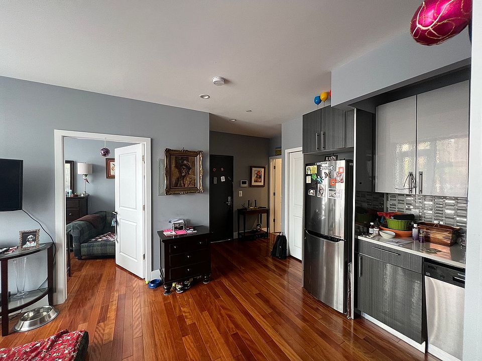 2134 Broadway Astoria, NY Zillow Apartments for Rent in Astoria