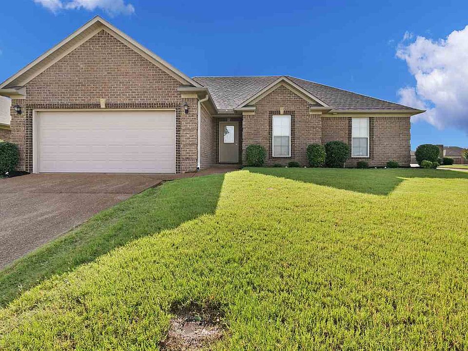 1st image of 70 Grove Hill Ln
