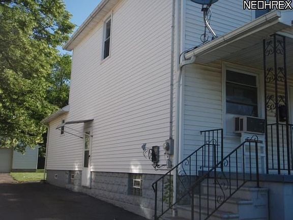 2nd image of 252 Ohio Ave
