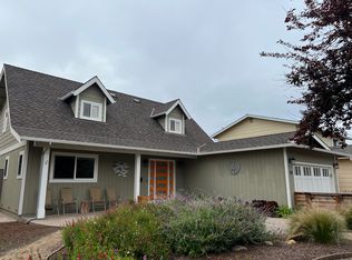 717 Monterey Ave, Capitola, CA 95010