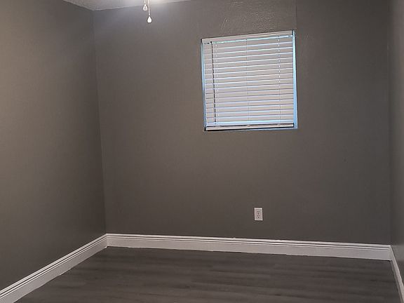5th image of 301 W 11th Ave #4