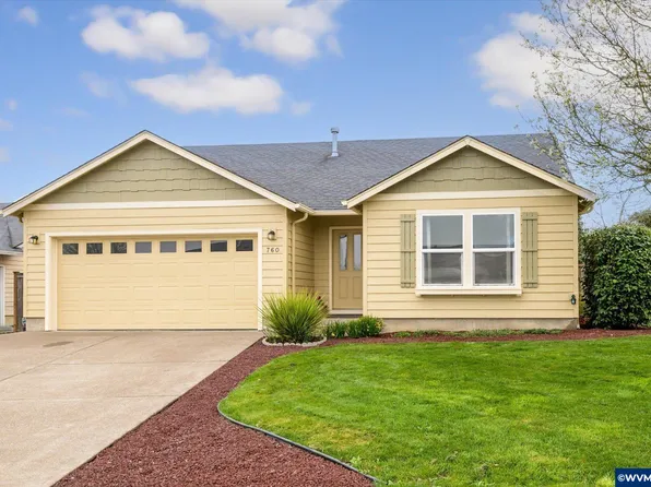 760 Erica Way, Harrisburg, OR 97446