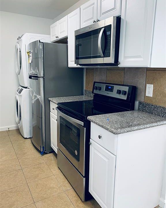 1st image of 2100 Wilcrest Dr APT 113