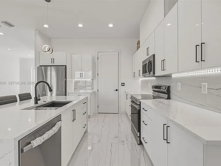 9343 Key West St — Photo 3