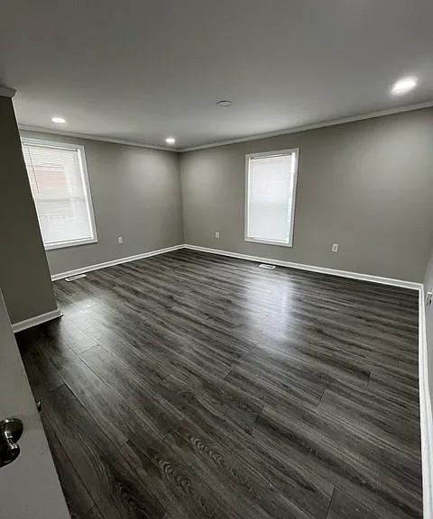 1001 Southern Ave — Photo 4