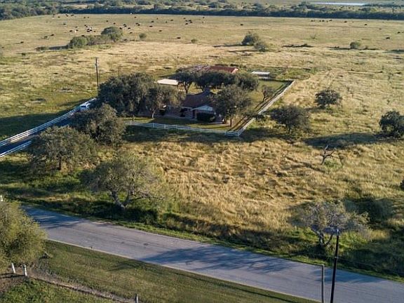 3rd image of 15159 County Road 1876