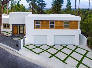 18115 Karen Dr, Tarzana, CA 91356