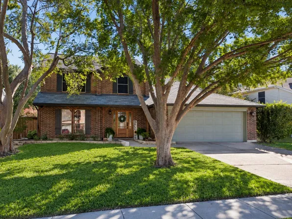 2728 Silver Maple Ct, Flower Mound, TX 75028