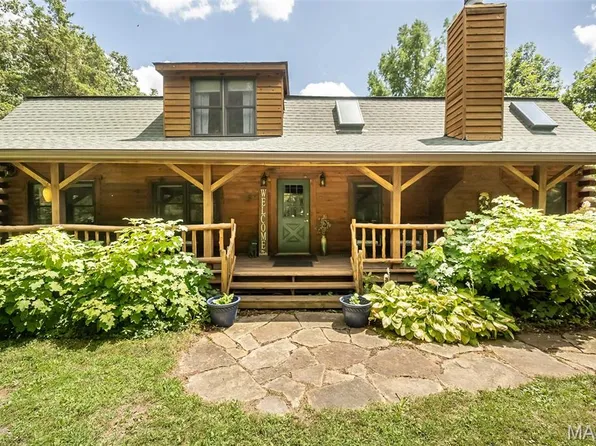 8 Whippoorwill Ct, Defiance, MO 63341