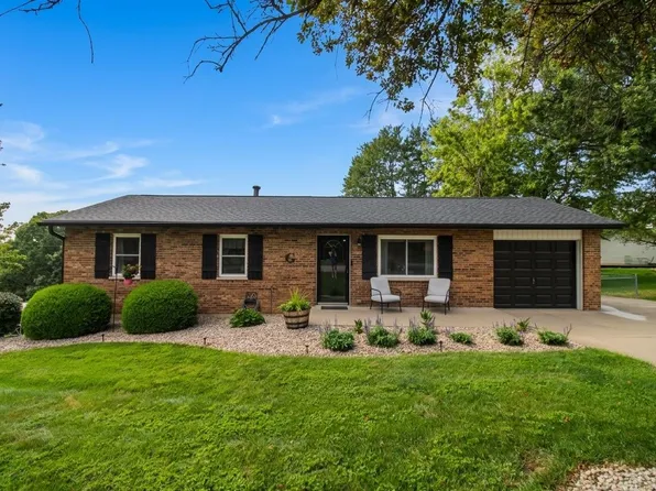 2 Terence Dr, Williamstown, KY 41097