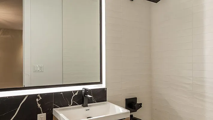 Rented by Nooklyn NYC LLC | media 56