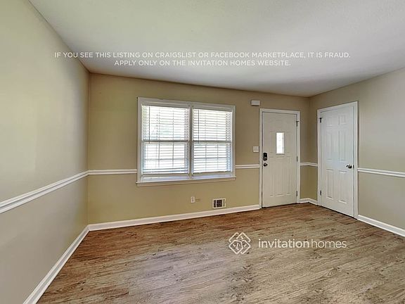 4th image of 4555 Wesley Dr