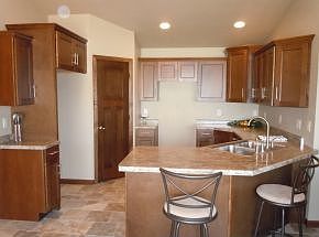 5th image of 412 Emons Rd