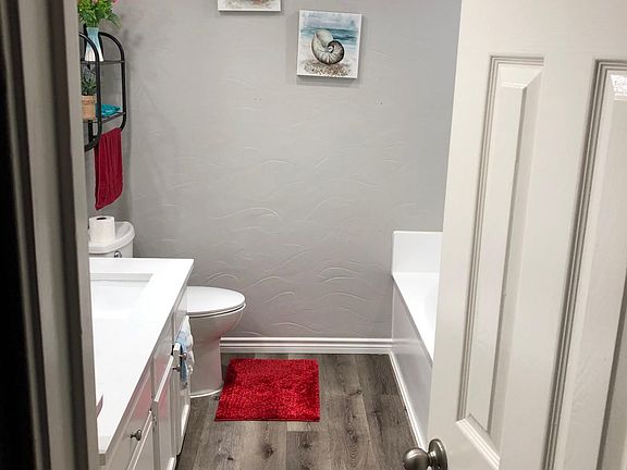 4th image of 3110 Andrea Ln