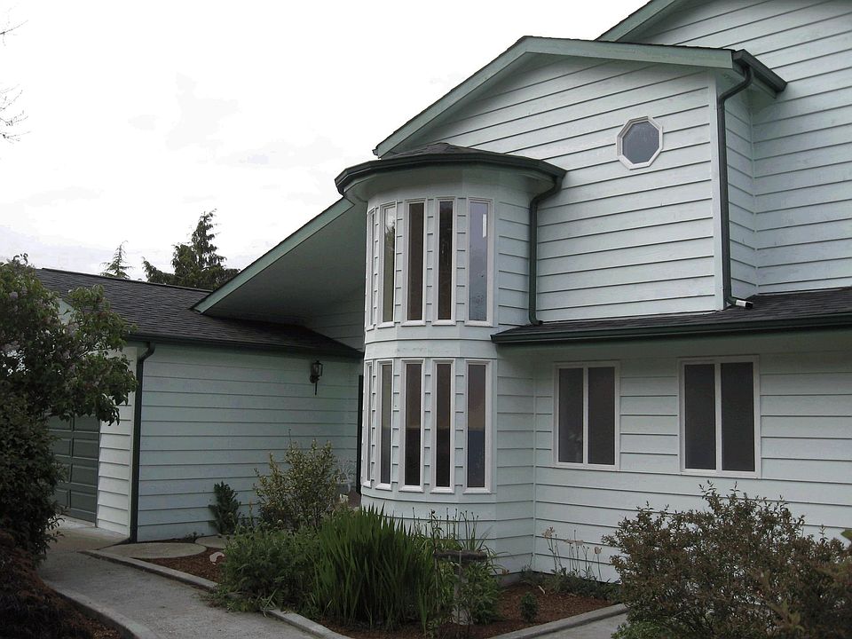 1st image of 6728 NE Admiralty Ln