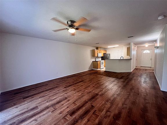 2nd image of 4 Prospect Ln #A