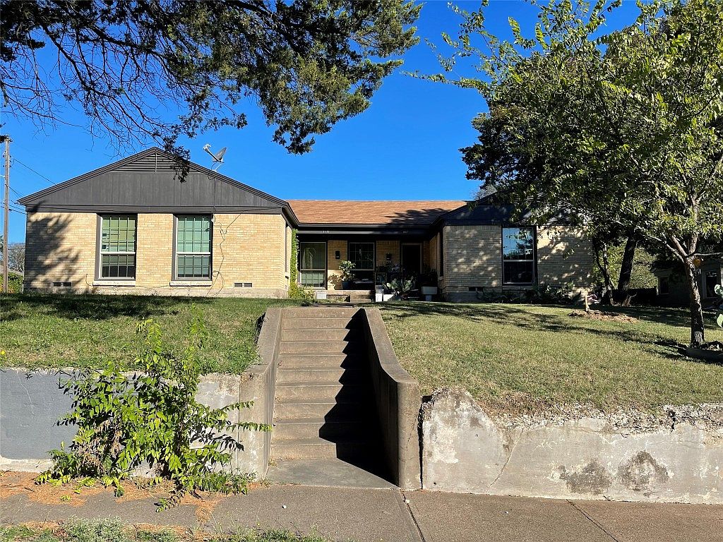 1605 Stella Ave Dallas TX 75216 Zillow