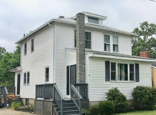 8 Stacy St, Randolph, MA 02368
