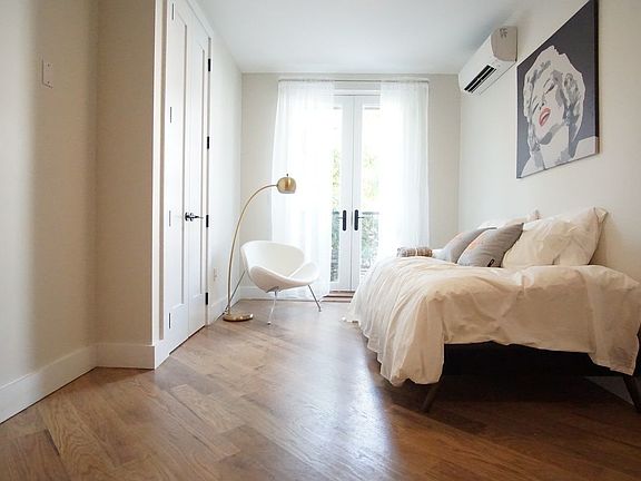 3rd image of 291 Fenimore St #2B